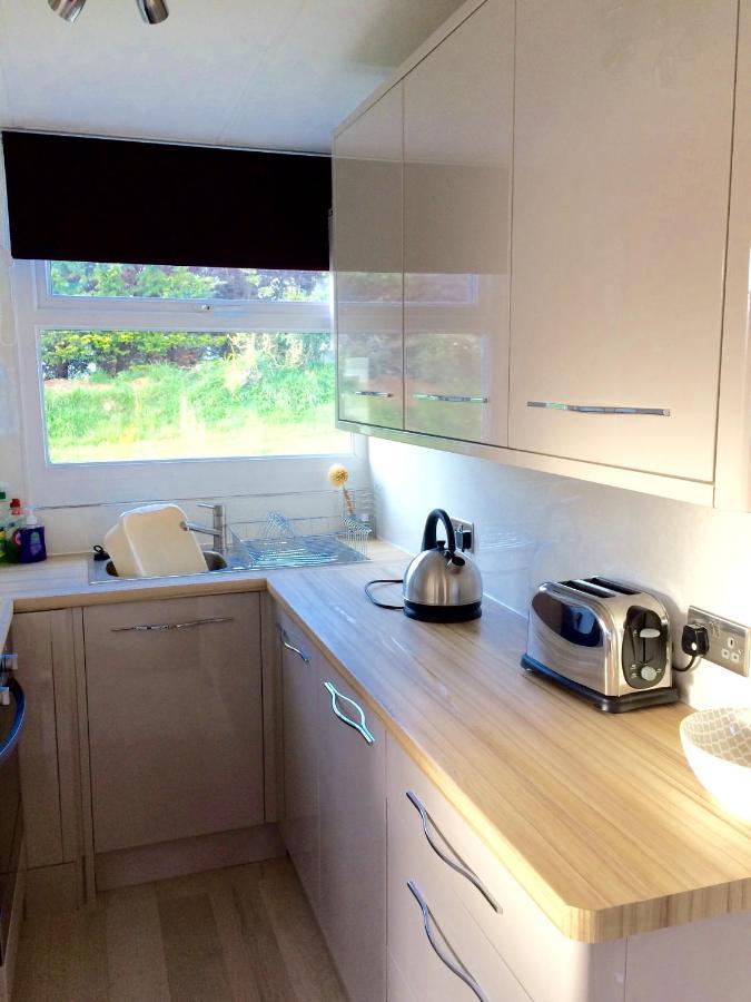 Coastal Cabin Chalet Roch 外观 照片