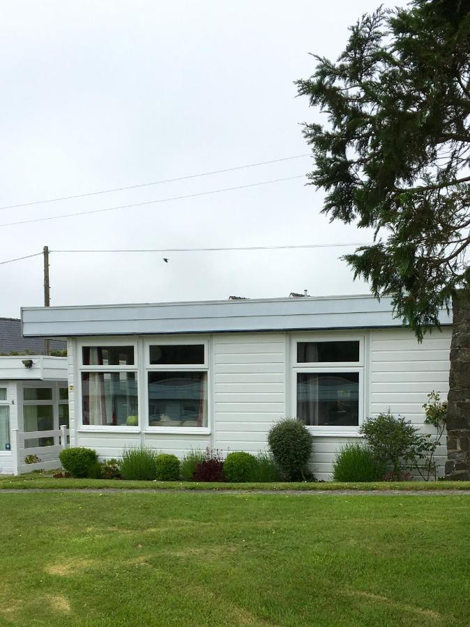 Coastal Cabin Chalet Roch 外观 照片